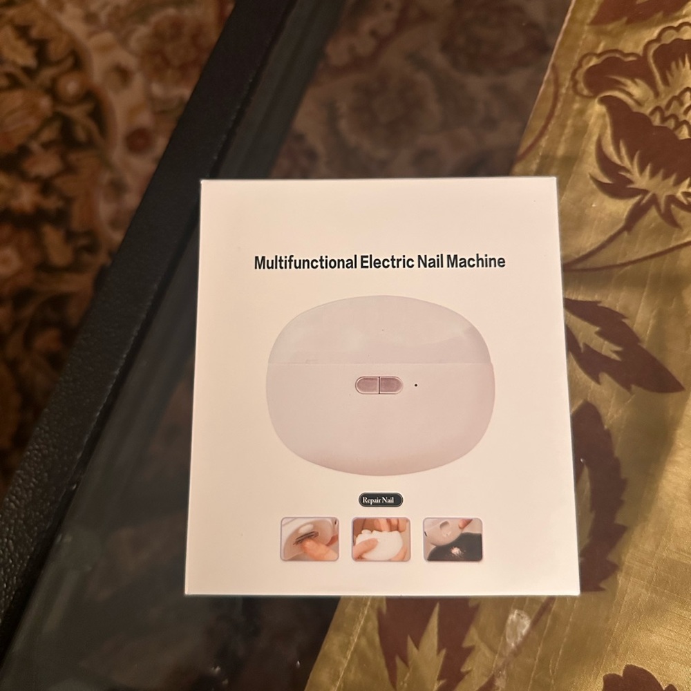 Multifunctional Nail File New In box - Picture 2 of 9